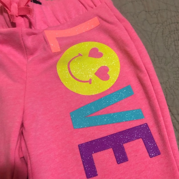 The Children’s Place sweatpants size 5/6 - Picture 1 of 3